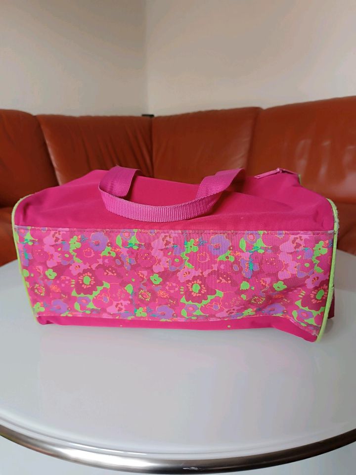 Scout Schulranzen, Sporttasche und Schultüte, pink mit Blumen in Brühl