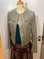 Hugo Boss Jacke Blazer kurz Bolero Gr. 36 grau Nordrhein-Westfalen - Wülfrath Vorschau