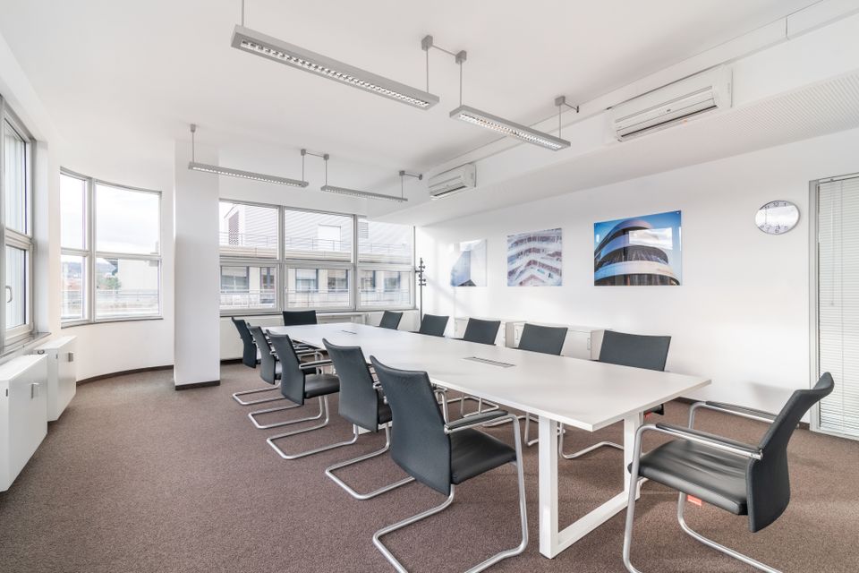 Privater Büroraum für 1 Person in Regus Lyoner Stern in Frankfurt am Main