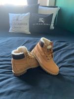 Nur Heute! Timberland Boots Winterschuhe Stiefel Stiefeletten ugg Dresden - Leuben Vorschau