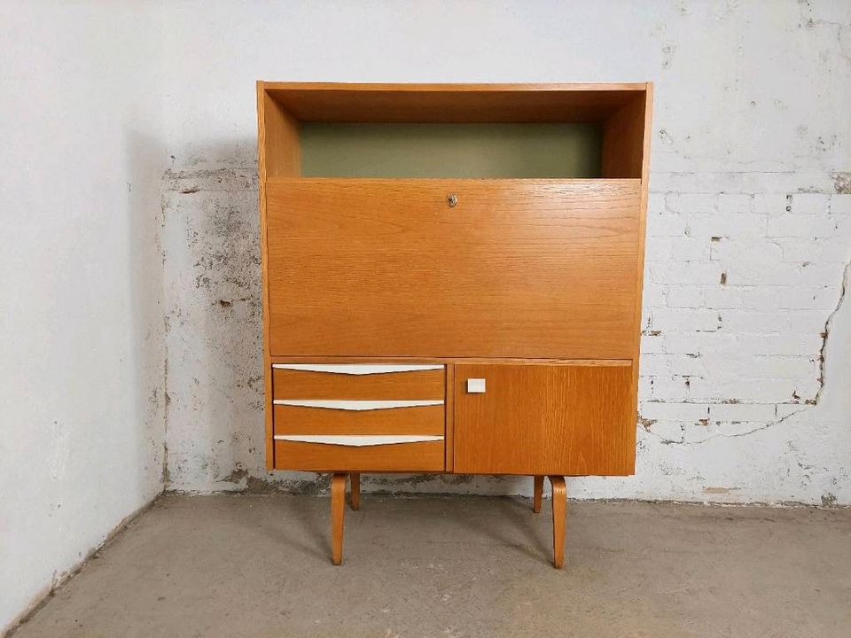 Vintage Hellerau 427 Highboard Sekretär Holzschrank 60er 70er DDR in Leipzig