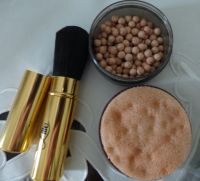 AVON Puderperlen Medium Tan  GEBRAUCHT Essen - Essen-Ruhrhalbinsel Vorschau