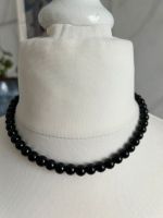 NEU Schwarze Halskette Perlenkette Kette Modeschmuck Hessen - Biebertal Vorschau