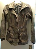 Jeansjacke Kurzmantel Übergangsjacke oliv s 36 Hessen - Pfungstadt Vorschau
