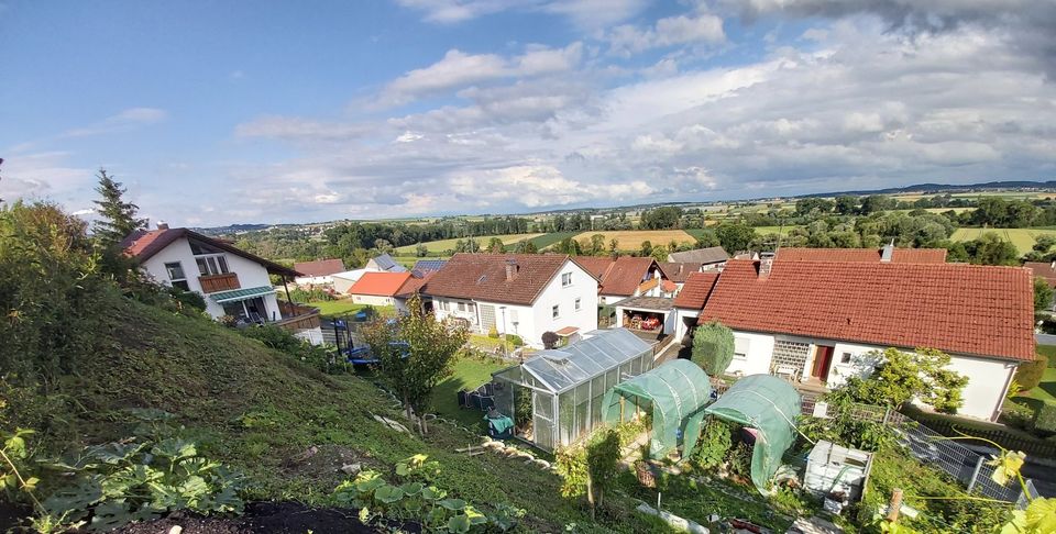 Großes Einfamilienhaus mit potenziellem zweiten Bauplatz in Ehingen (Donau)