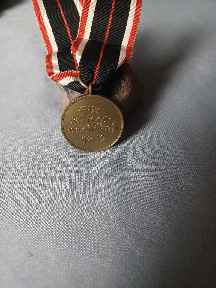 Kriegsverdienst-Medaille 1939 in Kiel