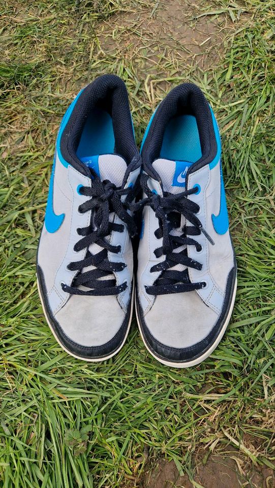 Nike Sneaker, blau/ grau, Gr. 40 in Aachen