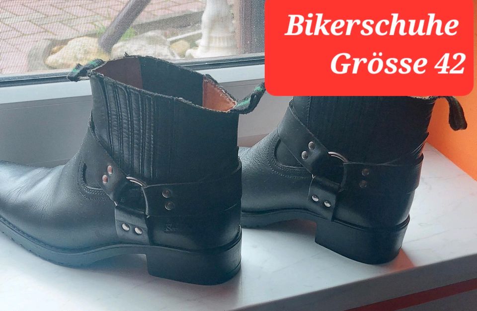 Bikerjacke, Bikerhelme, Bikerschuhe, Bikerhose in Sömmerda