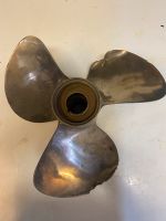 Volvo Penta Edelstahl Propeller defekt siehe Bilder 854374LH Niedersachsen - Seevetal Vorschau