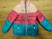 Fast neu: Esprit Steppjacke, gr. 104/110, türkis/rosa/pink Frankfurt am Main - Sachsenhausen Vorschau