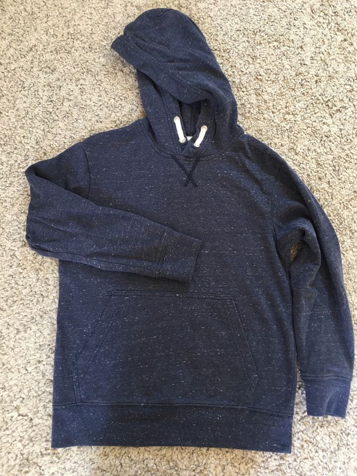 Hoodie H&M pullover Gr. 146/152 in Zirndorf