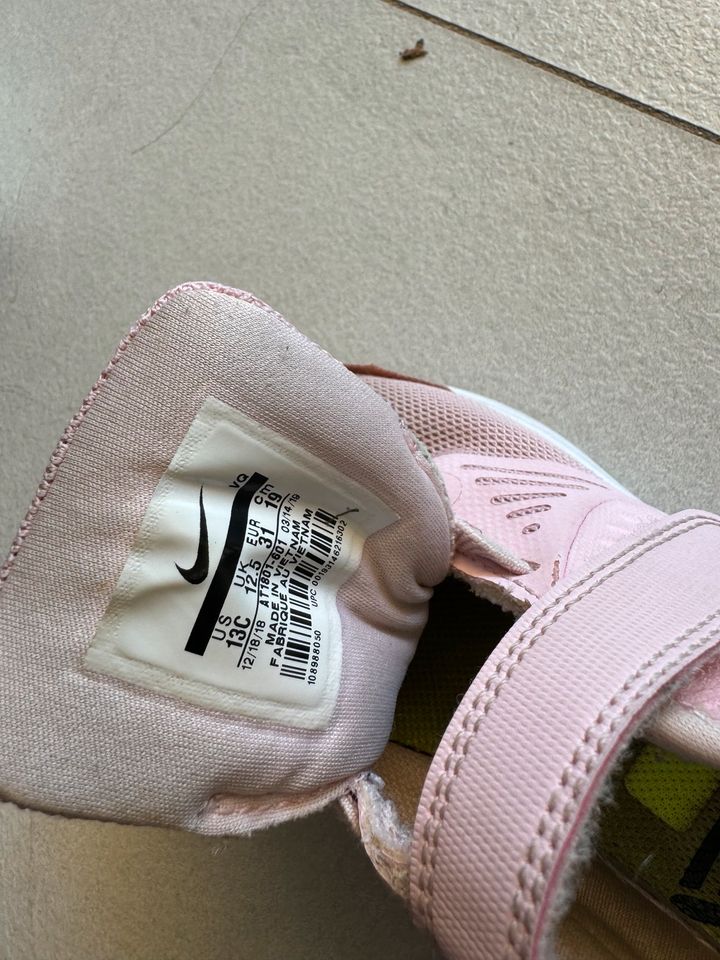 Adidas Kinderschuh Größe 31 - Wie Neu in Erftstadt