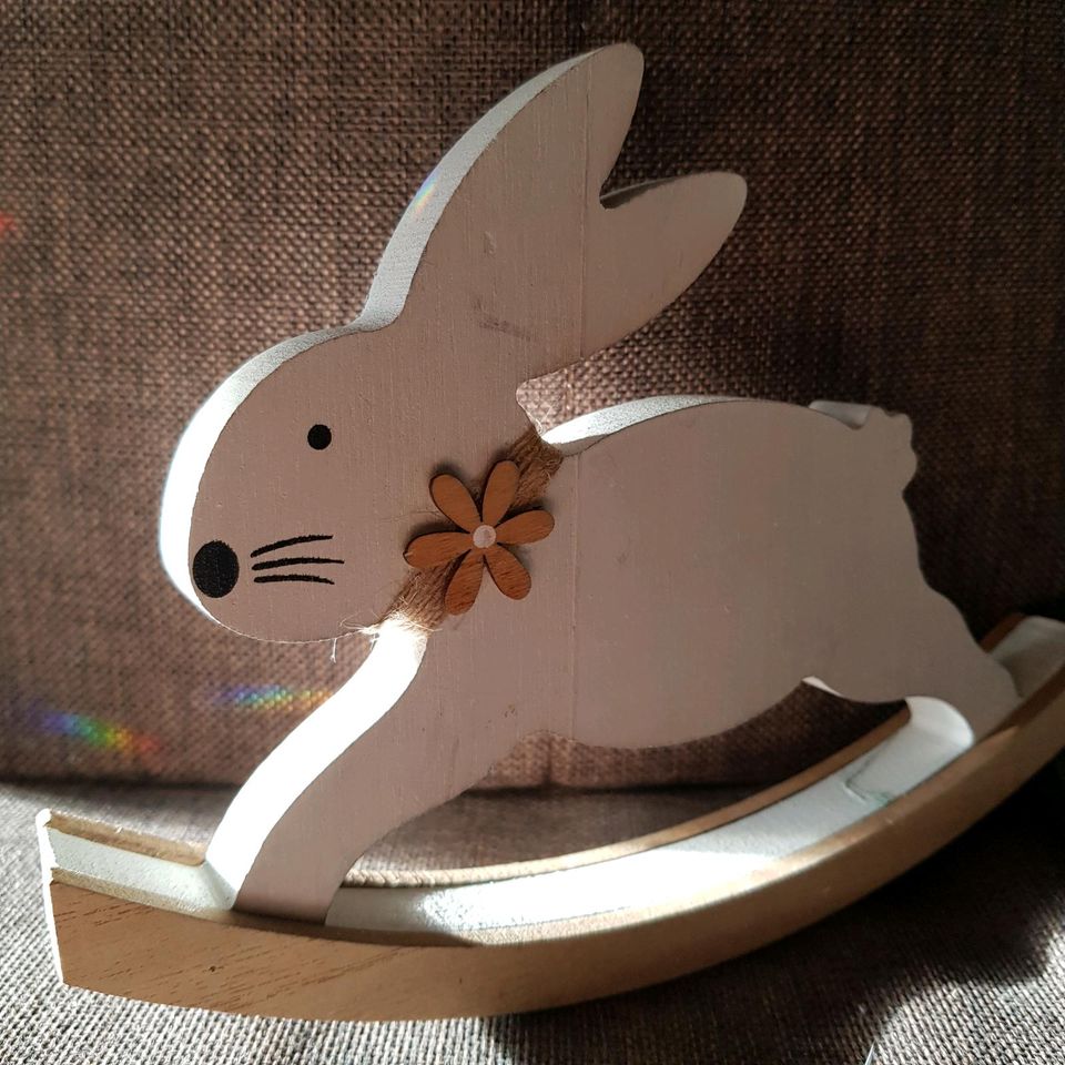 Ostern Deko Landhaus Osterhase Porzellan Kunststoff Holz in Lennestadt