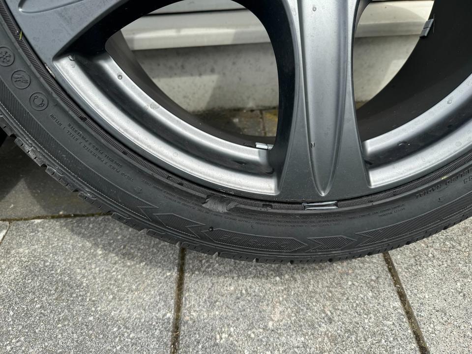 Alufelgen Ronal R20 9,5J Winterreifen Rotalla 275 40, BMW X5 X6 in Hemmingen