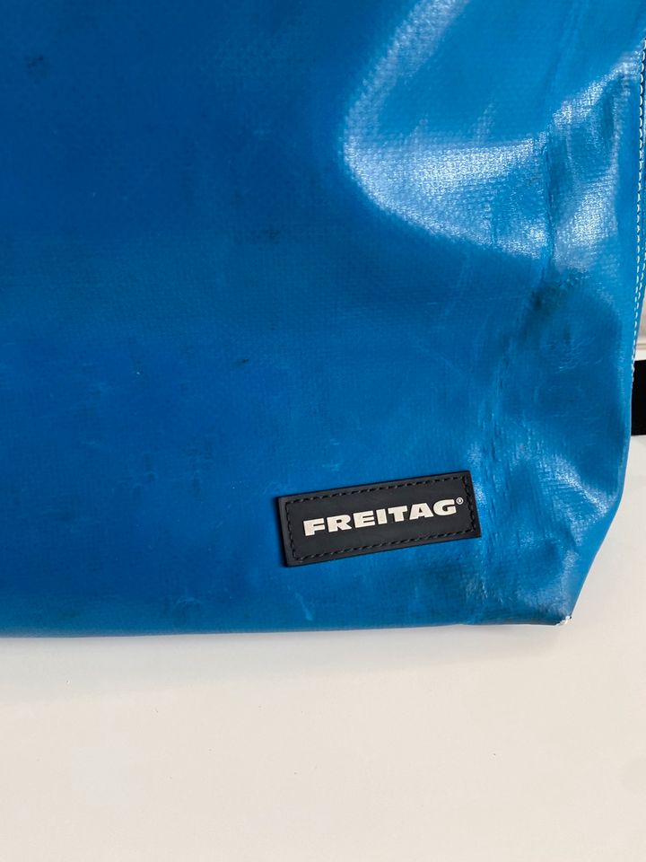 Freitag F202 LELAND - TOTE BAG SMALL, blau  (NP: 215 €) in Köln