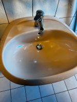 Waschbecken, Toilette, Bidet, Badewanne beige/sandfarbe/creme Nordrhein-Westfalen - Gladbeck Vorschau