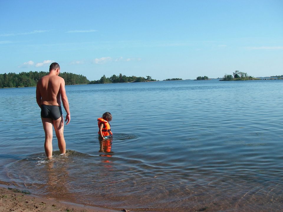 Schweden: Ferienhaus direkt am Meer mit Kanu, Kajak und Kamin in Seelze