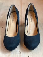 Schwarze Pumps, Samtlook, Größe 39, Fashion Nordrhein-Westfalen - Schwerte Vorschau