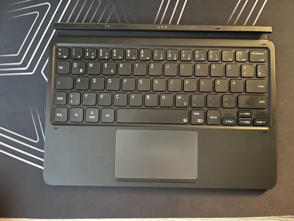 Samsung Tab S7 + Keyboard case + Panzerglas in Kerpen
