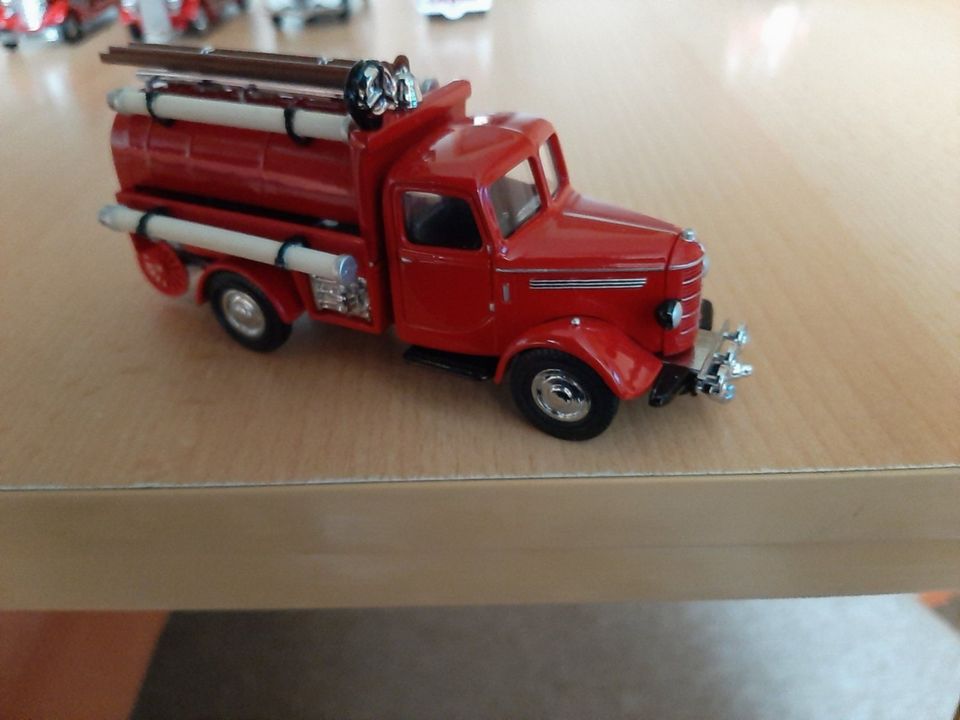 Matchbox Sammlermodelle Feuerwehr in Stoltebüll