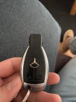 Verkaufe hier die Schlüssel von meinem alten Mercedes C-Klasse Nordrhein-Westfalen - Krefeld Vorschau