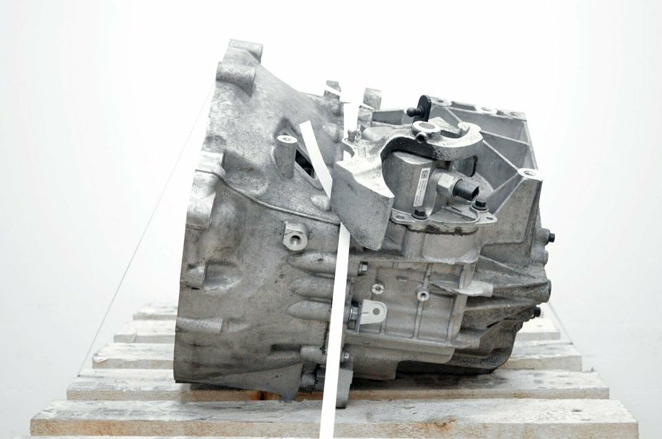 Ford Schaltgetriebe MMT6 FV4R-7002-TCA FV4R7002TCA | 100.445 tkm in Heidelberg