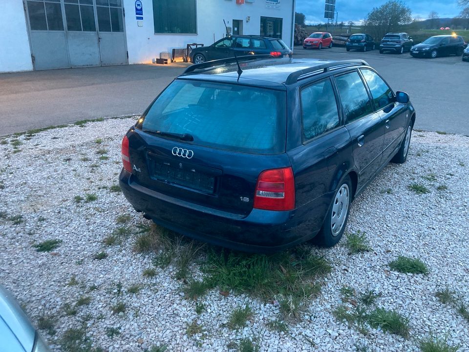 Audi A4 Avant 1,8l in Untermarchtal