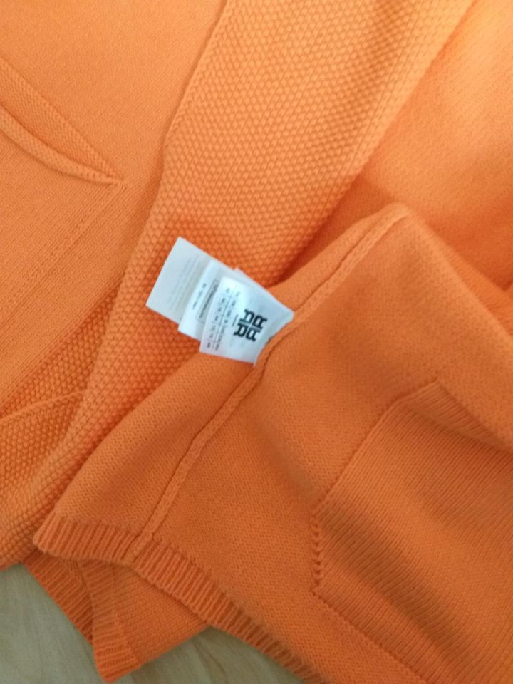 NEU!! Riani Strickjacke,  Gr.42, orange in Werl