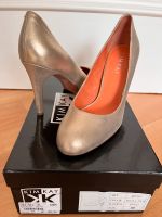 Kim Kay Metallic Gold Pumps Brautschuhe Absatzschuhe in 39 Duisburg - Duisburg-Mitte Vorschau