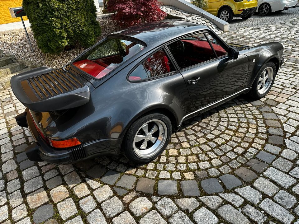 Porsche 911  930 Turbo * wenig km* rotes Leder*BRD unfallfrei in Osterhofen
