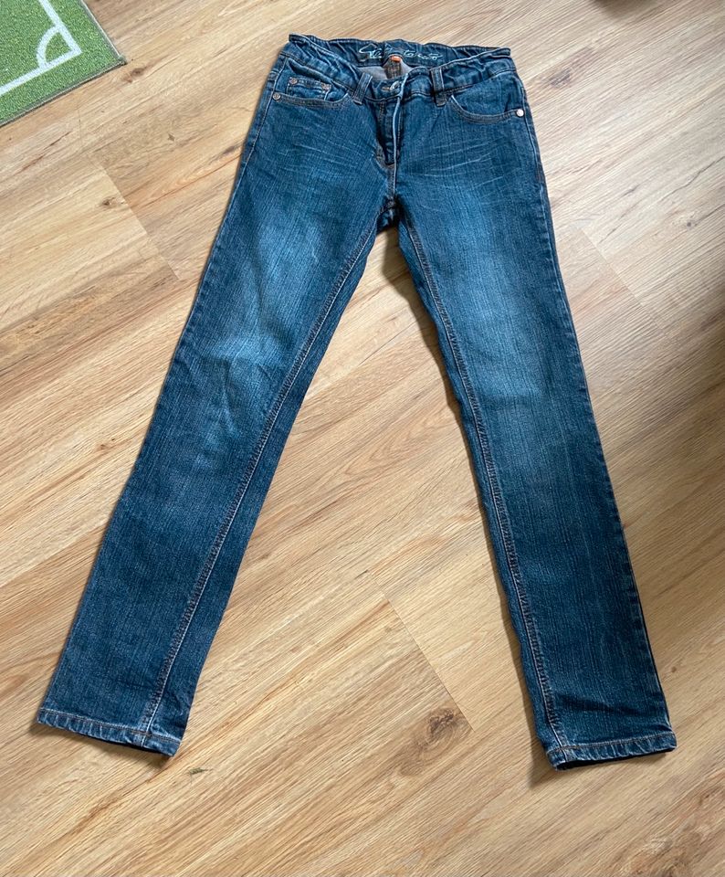 Jeans Staccato Gr. 146 in Passau