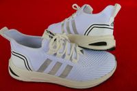 Adidas Classic Cushion Gr. 44 Laufschuhe Sportschuhe Sneaker Ludwigslust - Landkreis - Pampow Vorschau