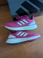 Adidas Laufschuhe Sneaker Pureboost Gr.  36,5   36 2/3  w neu München - Altstadt-Lehel Vorschau