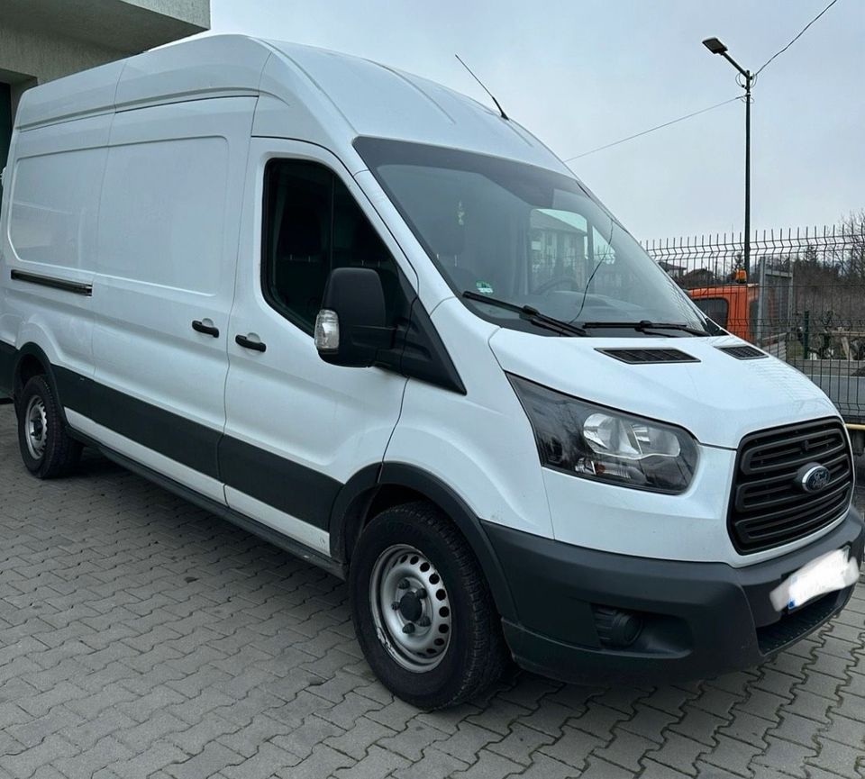 Ford Transit in Altenthann