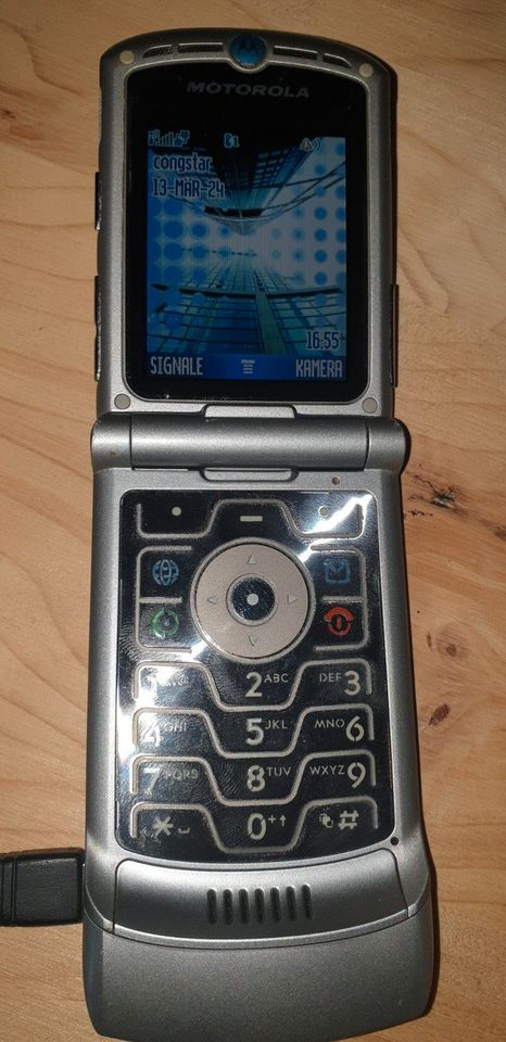 Handy Konvolut: Motorola V3, Nokia 6700, Sony-Ericsson Cybershot… in Gerolstein