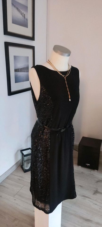 Abendkleid von Apart, Cocktailkleid, Silvesterkleid, stretchig in Marl