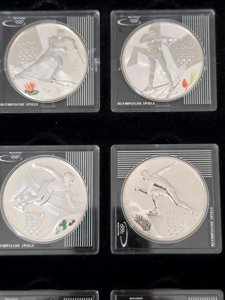 24 Olympische Silbermünzen Winterspiele Sotschi Sochi 2014 Proof in Fellbach