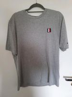 Tommy Hilfiger Tshirt Xl grau Rheinland-Pfalz - Ebernhahn Vorschau