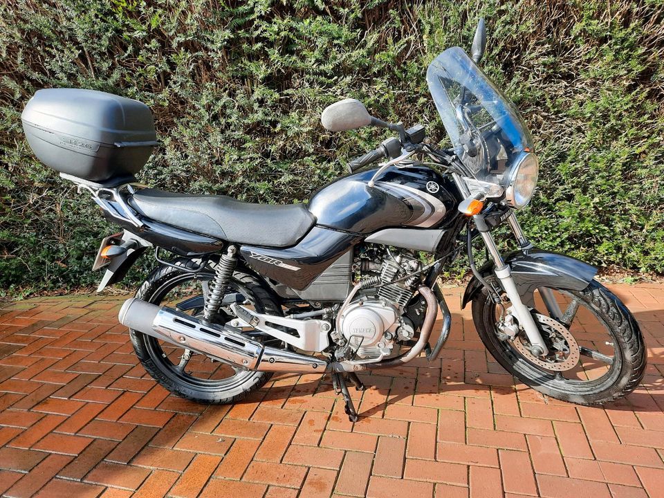 Yamaha YBR125/ Motorrad 125 ccm in Bockhorn