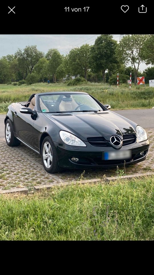 MERCEDES BENZ SLK R171 IN SEHR GUTEN ZUSTAND in Berlin