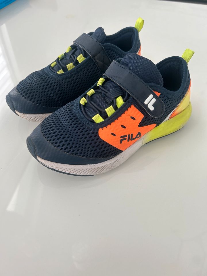 Kinder Sportschuhe Sneaker Fila Gr 32 blau in Berlin