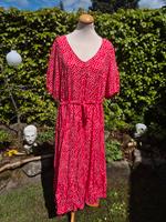 Sommerkleid Reserved Gr. 42 rot rosa neu Niedersachsen - Oldenburg Vorschau