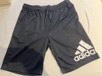 Adidas Shorts in schwarz Größe S zu verkaufen Hessen - Reichelsheim (Odenwald) Vorschau
