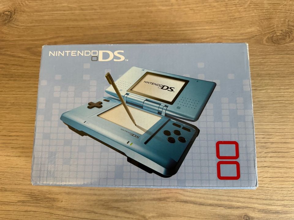 Nintendo DS Blau + Verpackung in Nobitz