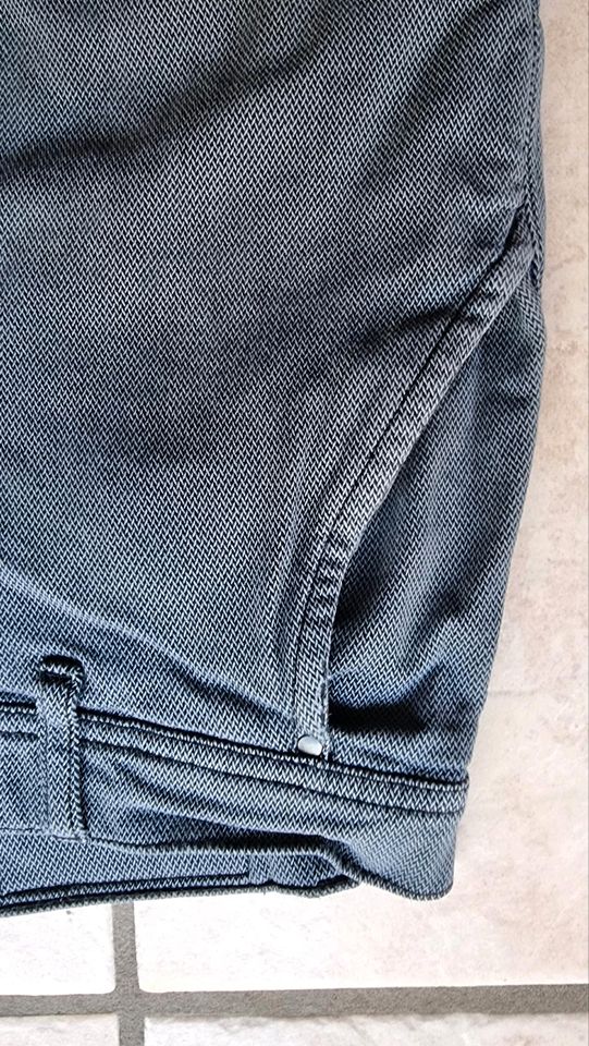 Shaping new tomorrow 32 32 hose stretch Stoff chino blau in Magdeburg