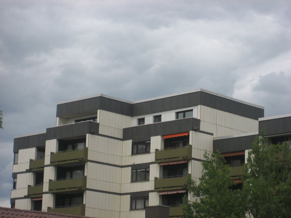 365°-Panoramablick! Gepflegtes 6-Zimmer-Penthouse, 3 Balkone, EBK in Rottenburg am Neckar