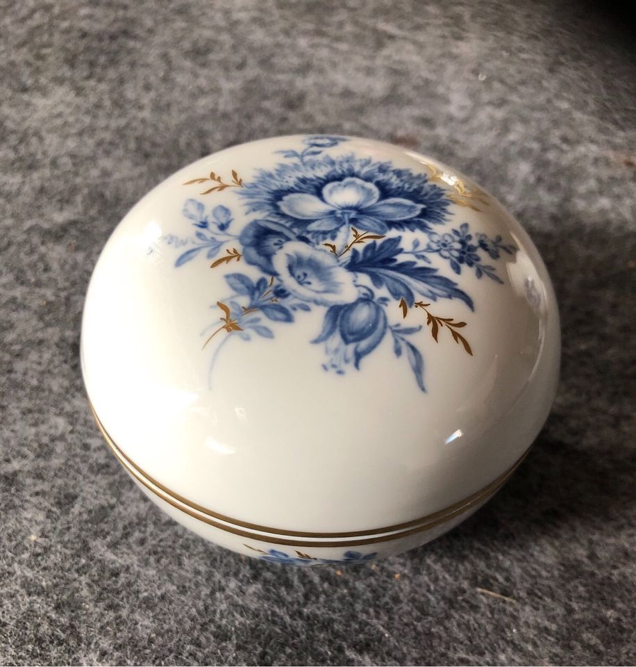 Meissen alte Deckeldosen Vase Aquatinta Gold Sammler Top Zustand in Weil im Schönbuch