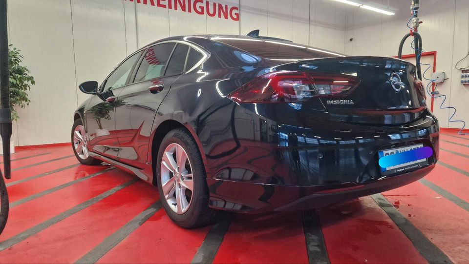 Opel Insignia OPC Line absolut VOLL Sitz/Lenkrad Heizung Massage in Mörfelden-Walldorf