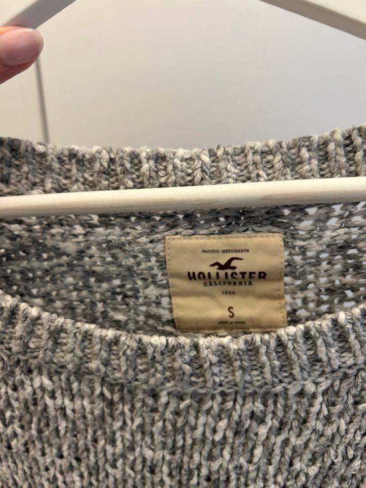 Hollister Pullover in Hahnstätten