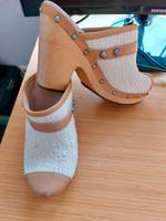 UGG Australia Tolle helle Pantoletten Clogs, wNeu, 39, MUST HAVE Nordrhein-Westfalen - Erkrath Vorschau